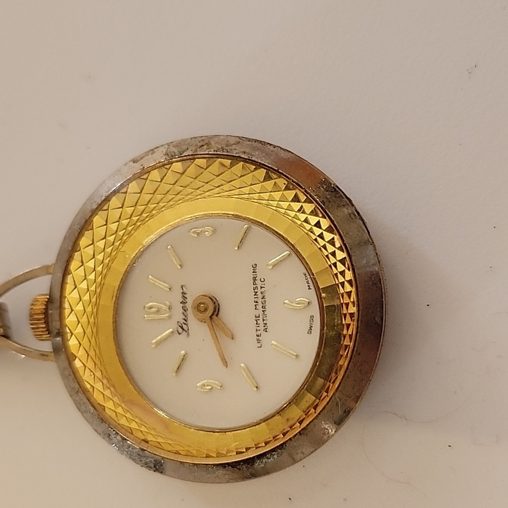 Lucerne Swiss made watch pendant